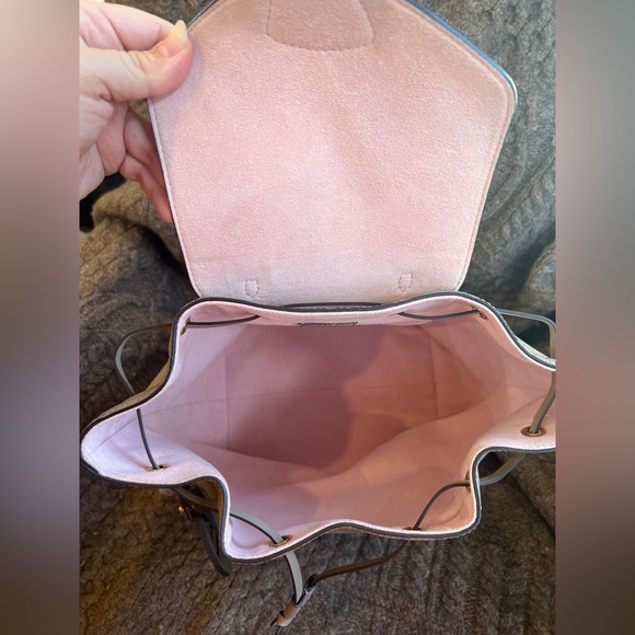 Louis Vuitton Montsouris Monogram Empreinte Leather Backpack - Picture 7 of 8